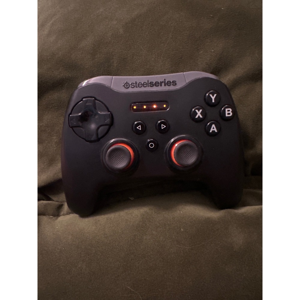 SteelSeries Stratus XL Wireless Gaming Controller for Windows and Android Black